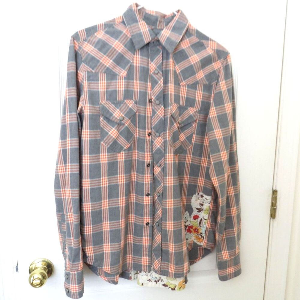 billy T Women's Mixed Media Split-back Plaid Western Shirt Gray/Peach L EUC - Picture 10 of 13